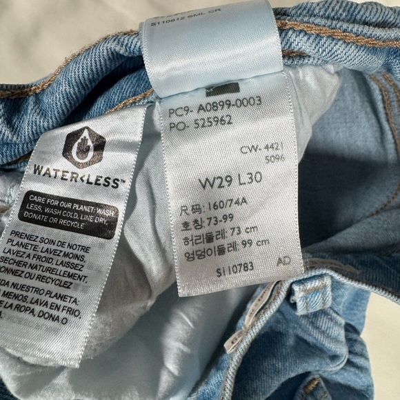Levi’s premium 70s high flare jeans - Picture 9 of 13